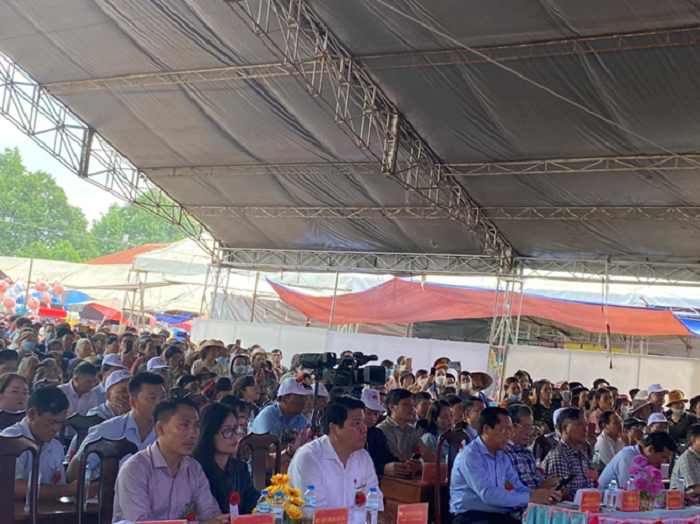 Le hoi Thanh minh 1